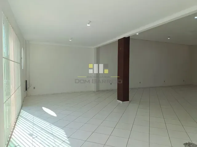 Loja com 250m², para alugar, no bairro Jardim São Carlos em Sumaré