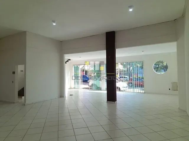 Loja com 250m², para alugar, no bairro Jardim São Carlos em Sumaré