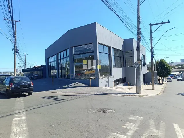 Loja com 630m², para alugar, no bairro Altos de Sumaré em Sumaré