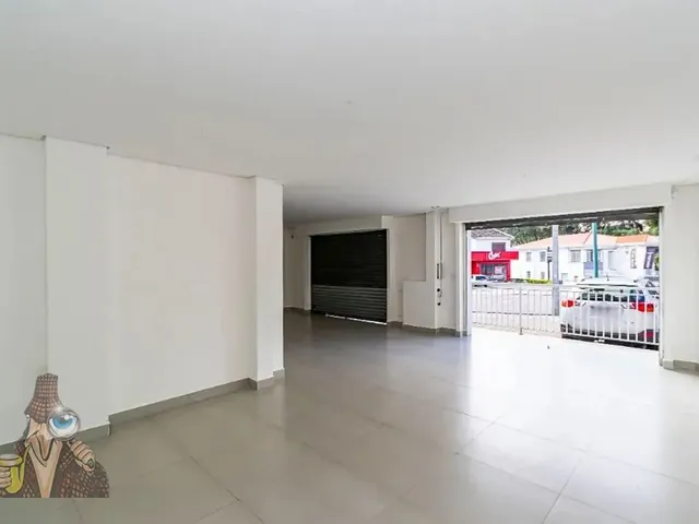 Loja para alugar, no bairro Guabirotuba em Curitiba
