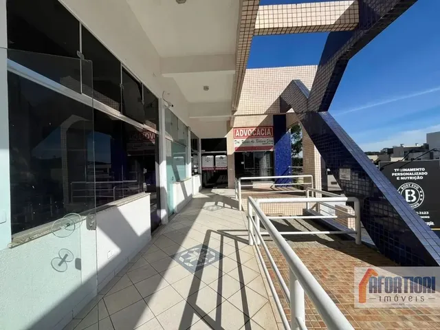 Loja para alugar, no bairro Santa Quitéria em Curitiba