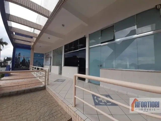 Loja para alugar, no bairro Santa Quitéria em Curitiba