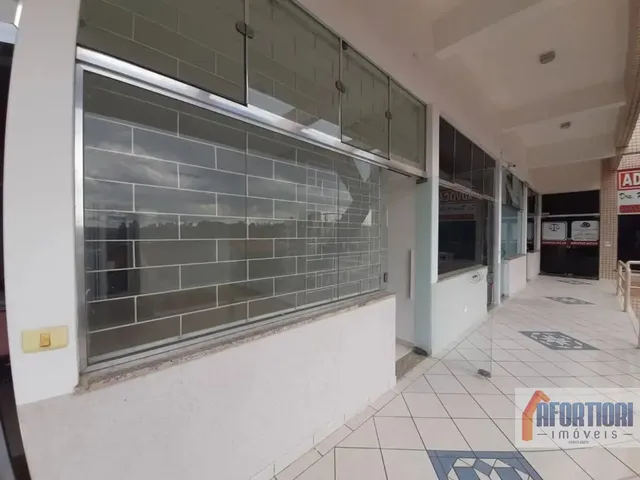 Loja para alugar, no bairro Santa Quitéria em Curitiba