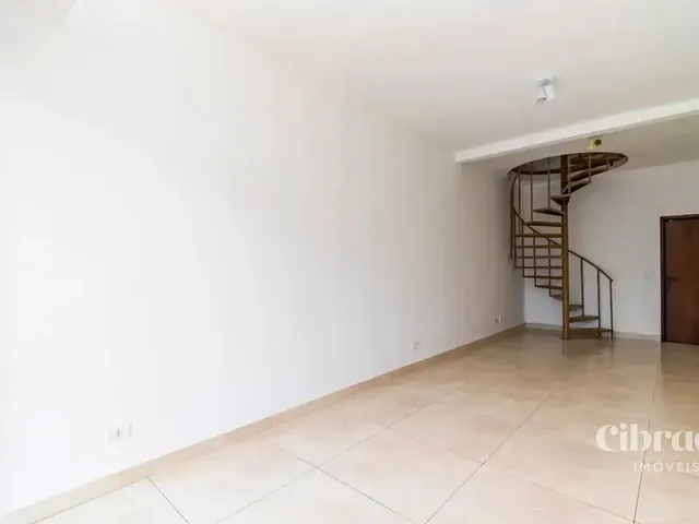 Loja para alugar, no bairro Hauer em Curitiba