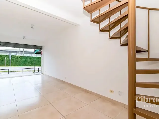 Loja para alugar, no bairro Hauer em Curitiba