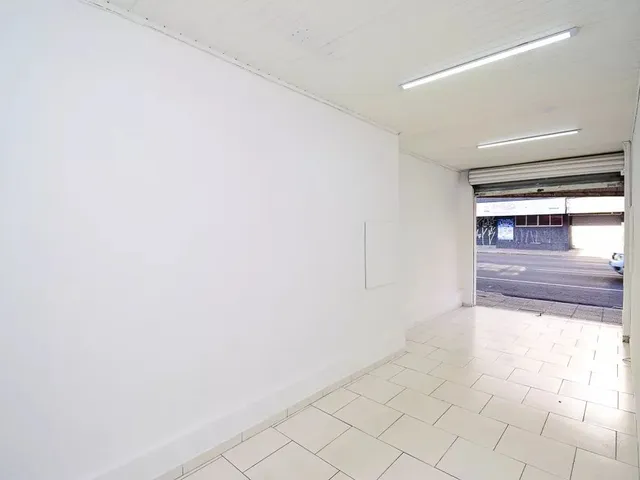 Loja para alugar, no bairro Centro em Curitiba
