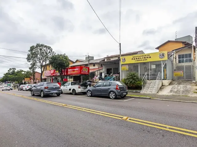 Loja com 160m² 4 quartos e 2 banheiros, à venda, no bairro Cidade Industrial em Curitiba
