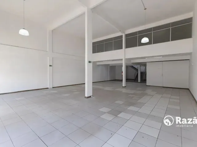 Loja para alugar, no bairro Centro em Curitiba