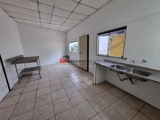Loja para alugar, no bairro Olímpico em São Caetano do Sul