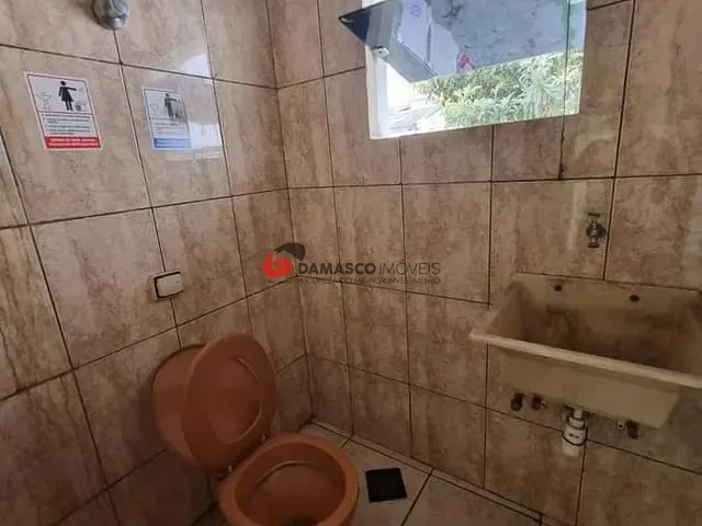 Loja para alugar, no bairro Olímpico em São Caetano do Sul