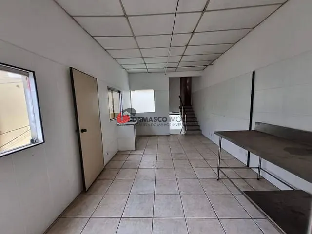 Loja para alugar, no bairro Olímpico em São Caetano do Sul