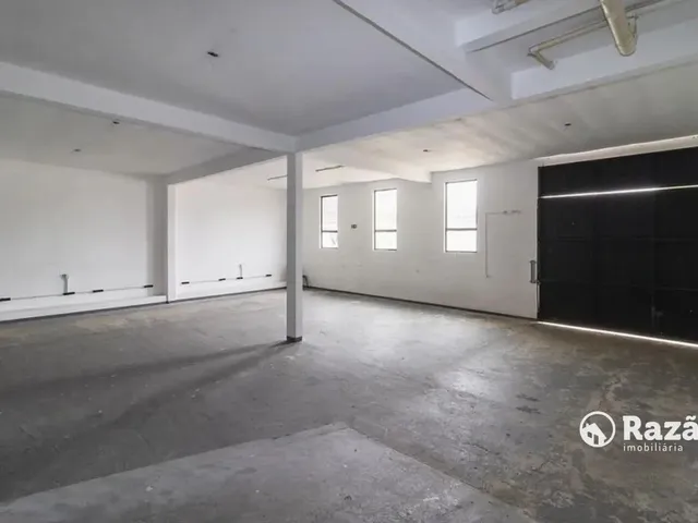 Loja para alugar, no bairro Guaíra em Curitiba