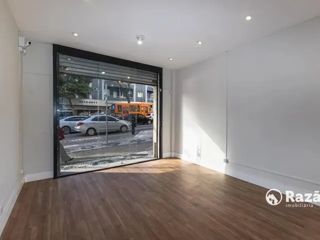 Loja para alugar, no bairro Centro em Curitiba