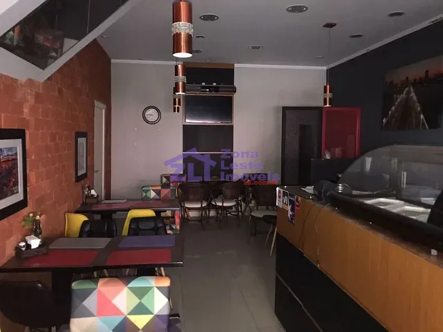 Loja com 80m², para alugar, no bairro Vila Gomes Cardim em São Paulo