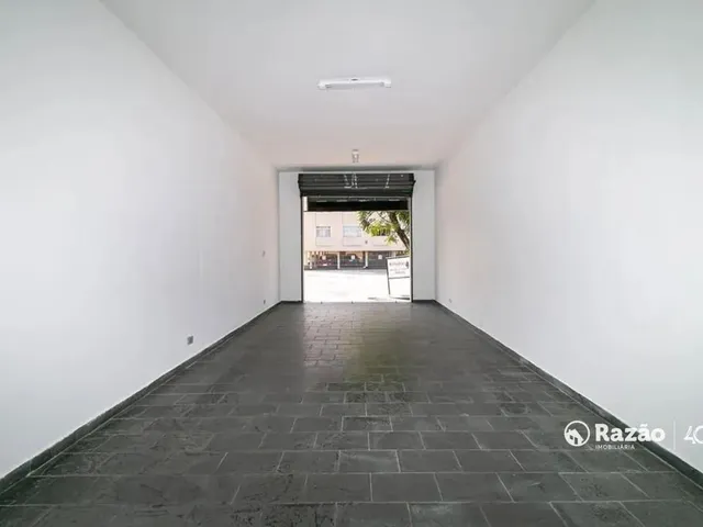 Loja para alugar, no bairro Água Verde em Curitiba