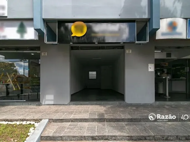 Loja para alugar, no bairro Água Verde em Curitiba