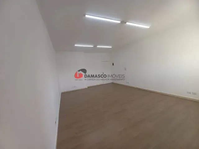 Loja para alugar, no bairro Olímpico em São Caetano do Sul