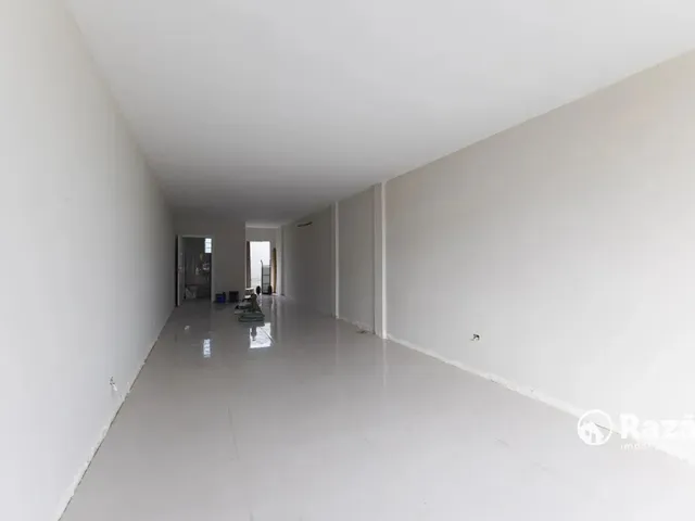 Loja para alugar, no bairro Sítio Cercado em Curitiba