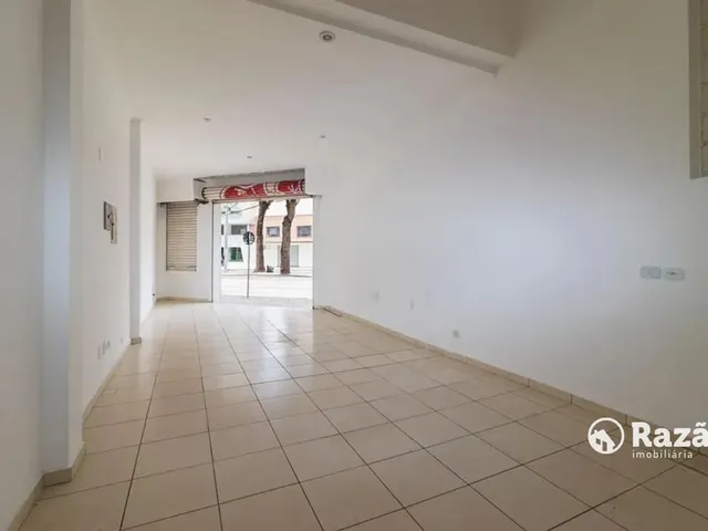 Loja para alugar, no bairro Centro em Curitiba