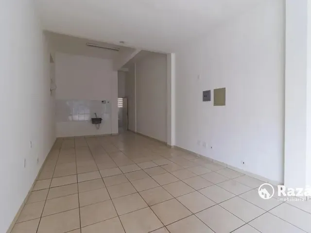 Loja para alugar, no bairro Centro em Curitiba