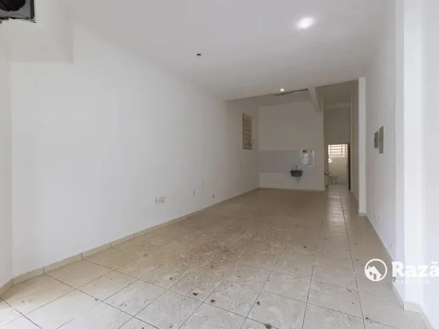 Loja para alugar, no bairro Centro em Curitiba