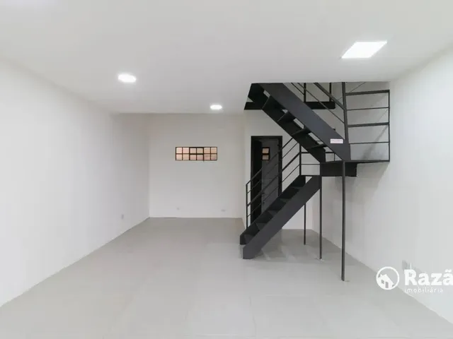 Loja para alugar, no bairro Portão em Curitiba
