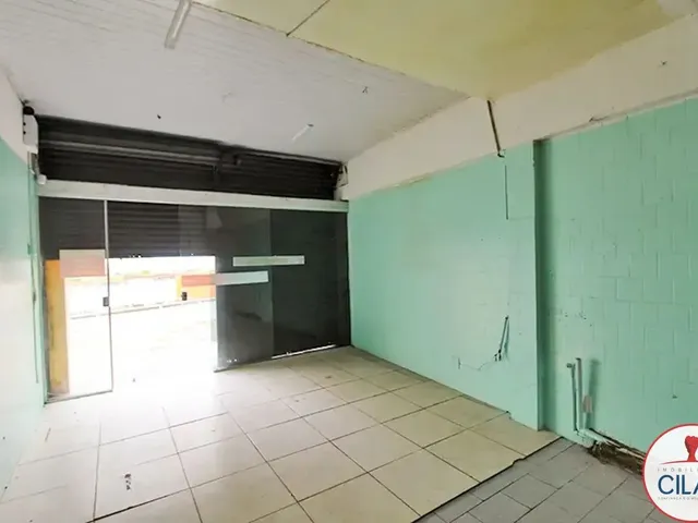Loja à venda, no bairro Cristo Rei em Curitiba