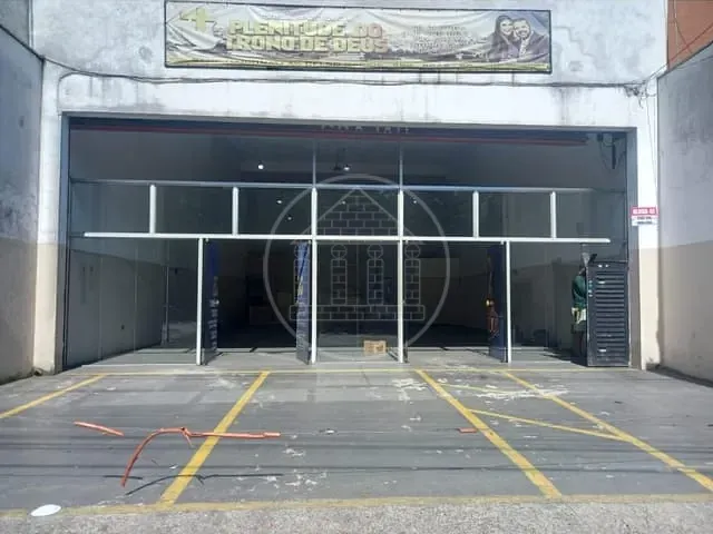 Loja com 200m², para alugar, no bairro Parque Brasil em São Paulo