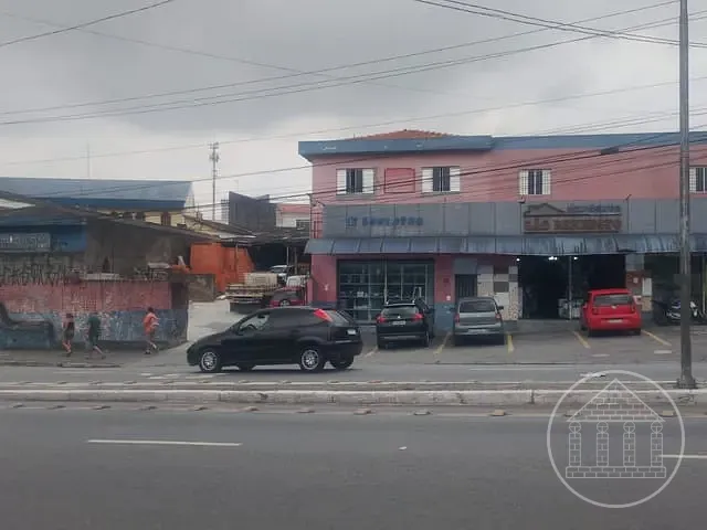Loja com 1000m², à venda ou para alugar, no bairro Jardim Ana Lúcia em São Paulo