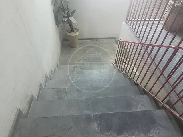 Loja com 1000m², à venda ou para alugar, no bairro Jardim Ana Lúcia em São Paulo