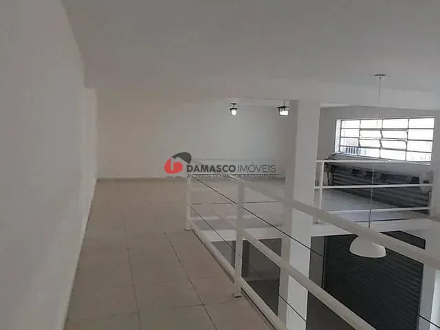 Loja com 110m², para alugar, no bairro Vila Carrão em São Caetano do Sul