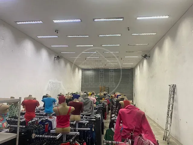 Loja com 225m², para alugar, no bairro Jardim Toca em São Paulo