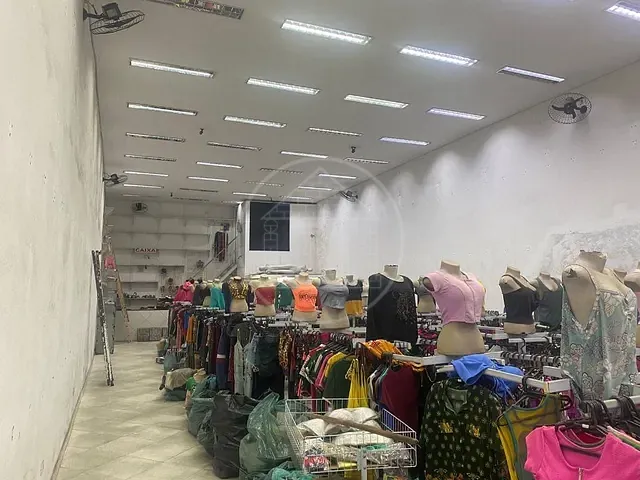 Loja com 225m², para alugar, no bairro Jardim Toca em São Paulo