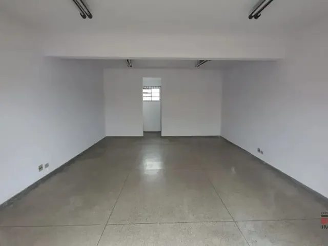 Loja para alugar, no bairro Capão Raso em Curitiba