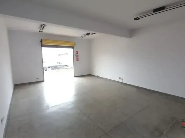 Loja para alugar, no bairro Capão Raso em Curitiba