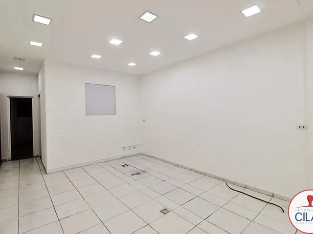 Loja para alugar, no bairro Centro em Curitiba