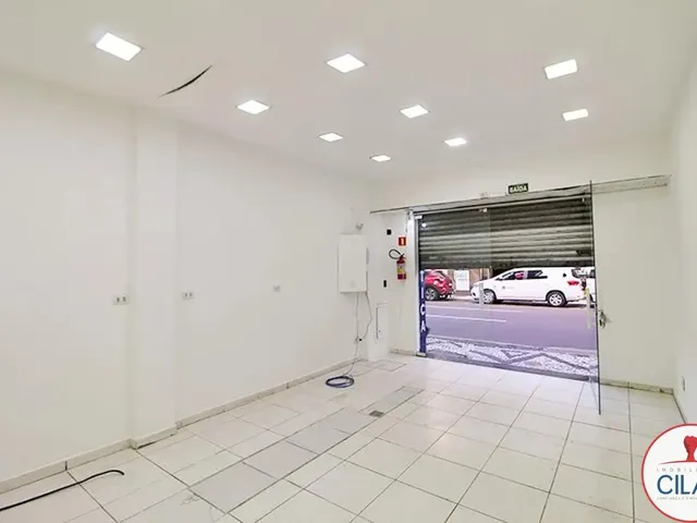 Loja para alugar, no bairro Centro em Curitiba