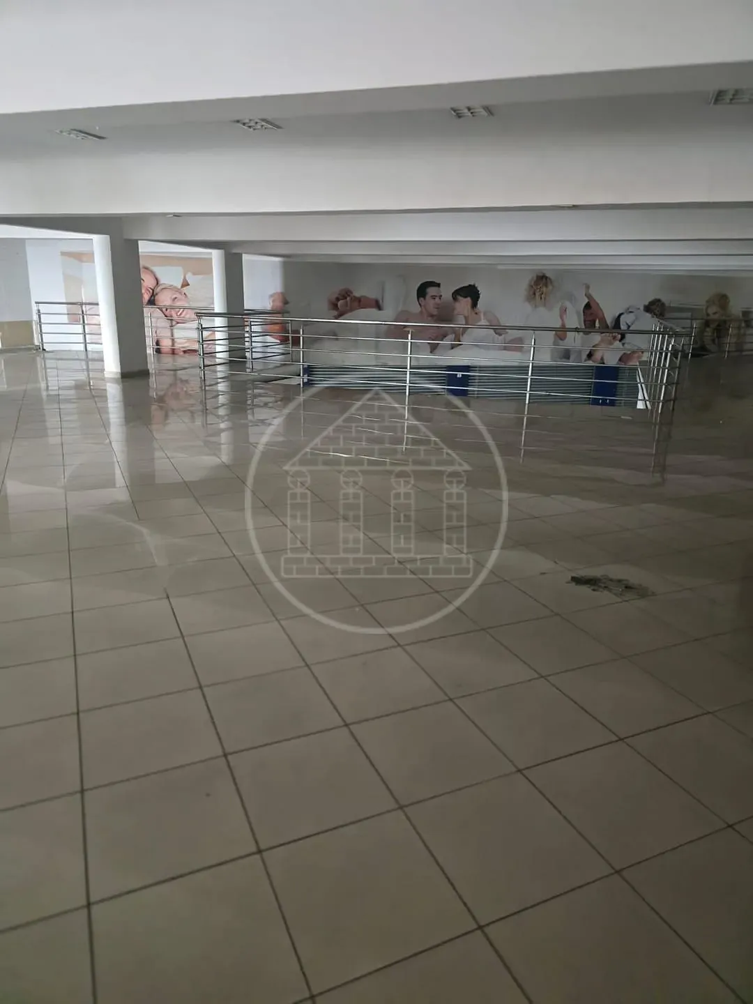 Loja-Salão, 800 m² - Foto 1