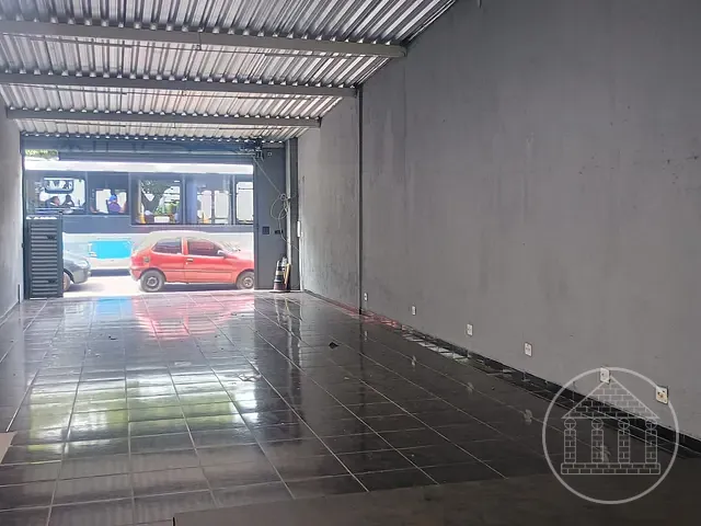 Loja com 202m², à venda ou para alugar, no bairro Vila Isa em São Paulo