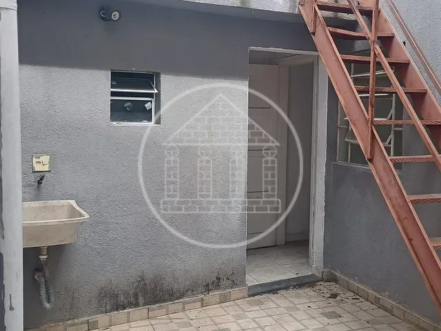 Loja com 202m², à venda ou para alugar, no bairro Vila Isa em São Paulo