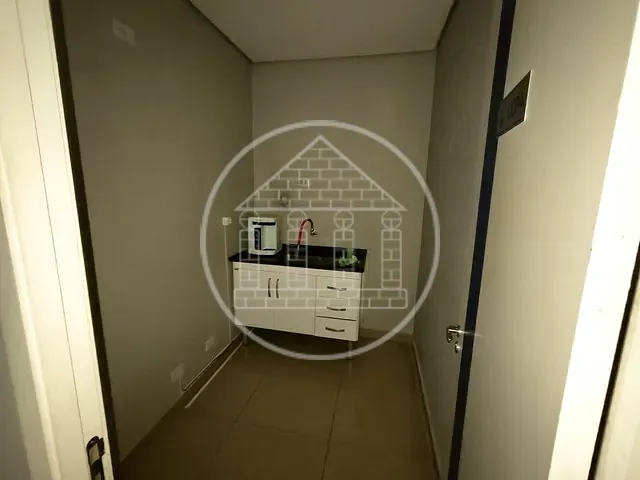 Loja com 80m², para alugar, no bairro Parque Brasil em São Paulo