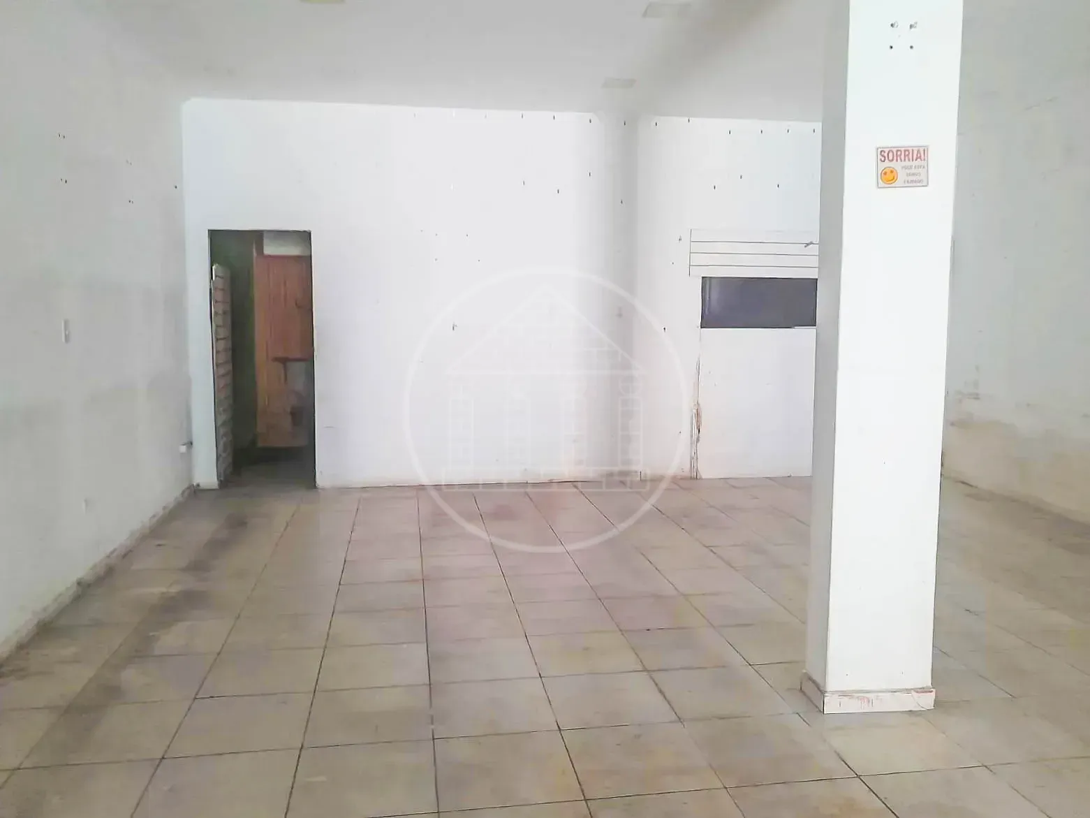 Loja-Salão, 143 m² - Foto 1