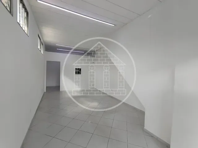 Sala com 20m², para alugar, no bairro Cidade Dutra em São Paulo