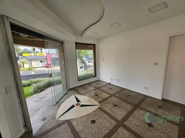 Loja para alugar, no bairro Água Verde em Curitiba