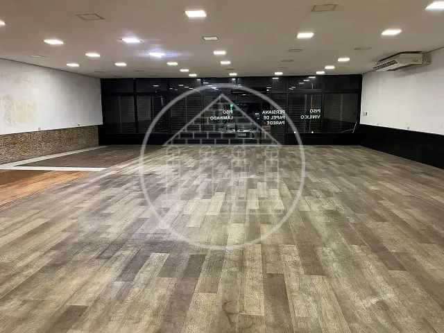 Loja com 350m², à venda ou para alugar, no bairro Jardim Marajoara em São Paulo