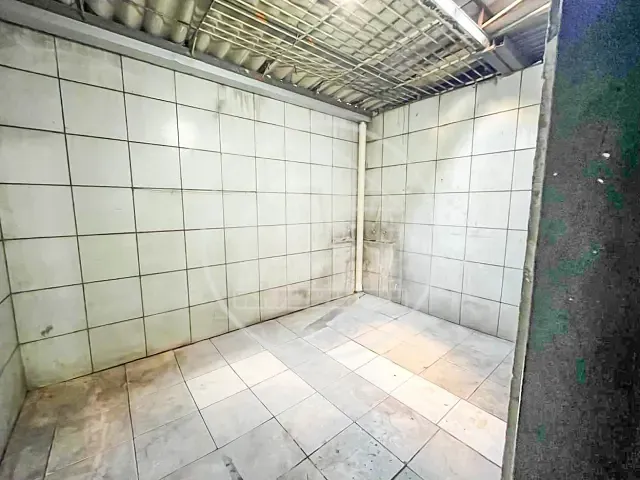 Loja com 350m², à venda ou para alugar, no bairro Jardim Marajoara em São Paulo