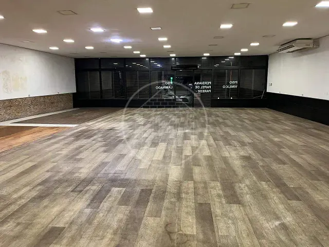 Loja com 350m², à venda ou para alugar, no bairro Jardim Marajoara em São Paulo