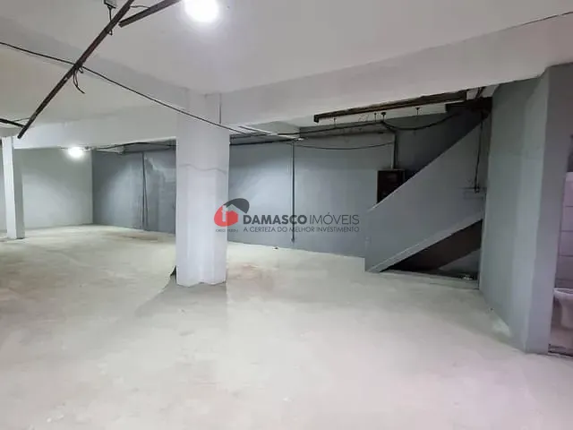 Loja para alugar, no bairro Vila Camilópolis em Santo André