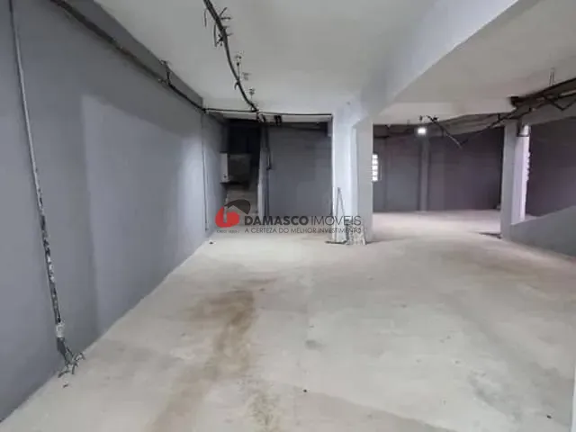 Loja para alugar, no bairro Vila Camilópolis em Santo André