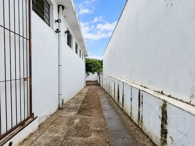 Loja com 600m², à venda ou para alugar, no bairro Santo Amaro em São Paulo